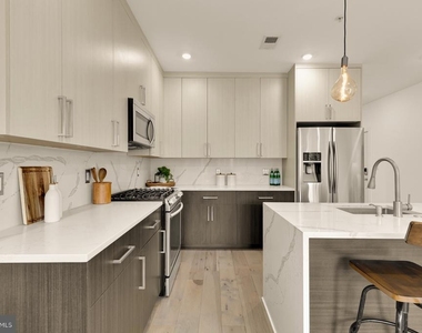 2812 Georgia Avenue Nw - Photo Thumbnail 2