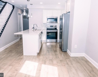 426 53rd Street Se - Photo Thumbnail 7