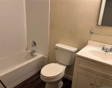 217 Lansdowne Road - Photo Thumbnail 9