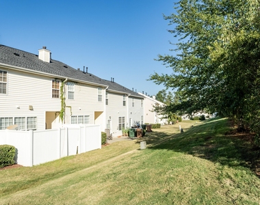 525 Writers Way - Photo Thumbnail 38