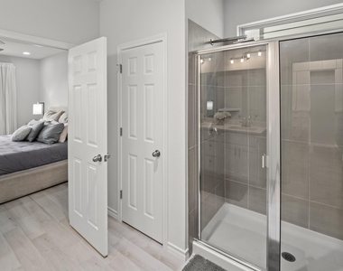 353 Capstone Rd - Photo Thumbnail 15