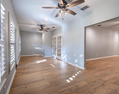 102 Elmwood Dr - Photo Thumbnail 20