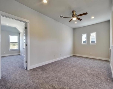 13701 Ronald W Reagan Blvd - Photo Thumbnail 17