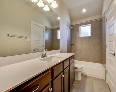13701 Ronald W Reagan Blvd - Photo Thumbnail 21