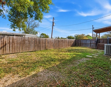 309 E Parsons St - Photo Thumbnail 30