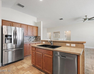 113 Dragonfly Drive - Photo Thumbnail 9
