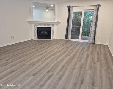85 Debarry Avenue - Photo Thumbnail 8