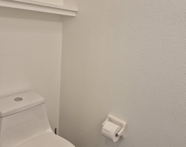 85 Debarry Avenue - Photo Thumbnail 28