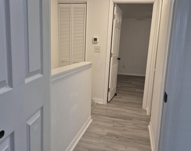 85 Debarry Avenue - Photo Thumbnail 16