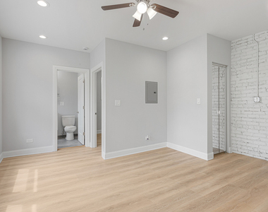 1631 W Chase Avenue - Photo Thumbnail 6