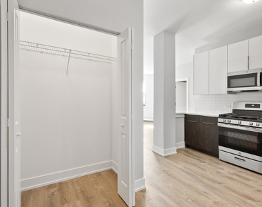 1625 W Howard Avenue - Photo Thumbnail 5