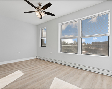 1625 W Howard Avenue - Photo Thumbnail 5