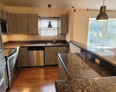 156 W Golf Road - Photo Thumbnail 1