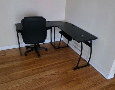 7514 N Hoyne Avenue - Photo Thumbnail 4