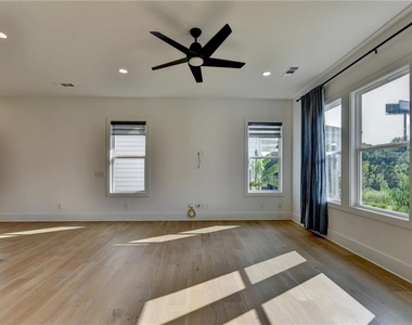 1205 Westshore Drive - Photo Thumbnail 6