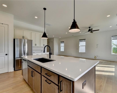 1205 Westshore Drive - Photo Thumbnail 17