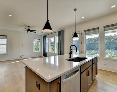 1205 Westshore Drive - Photo Thumbnail 16