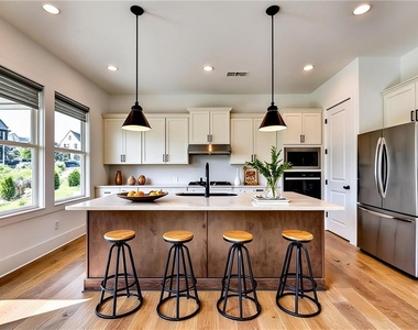 1205 Westshore Drive - Photo Thumbnail 9