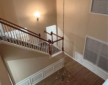 3380 Archgate Ct - Photo Thumbnail 4