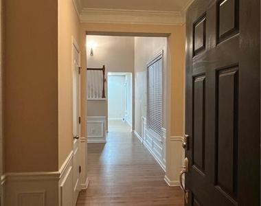 3380 Archgate Ct - Photo Thumbnail 1