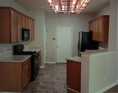 94 Flatwood Trail - Photo Thumbnail 3