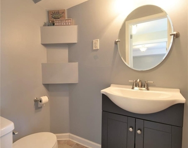 2945 River Bend Drive - Photo Thumbnail 12