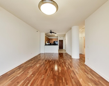 1322 S Prairie Avenue - Photo Thumbnail 7
