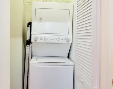 1322 S Prairie Avenue - Photo Thumbnail 13