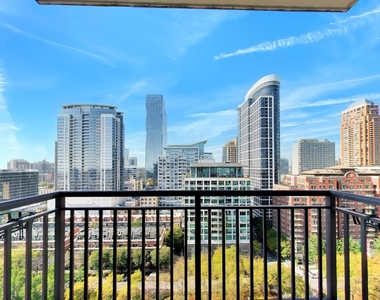 1322 S Prairie Avenue - Photo Thumbnail 4
