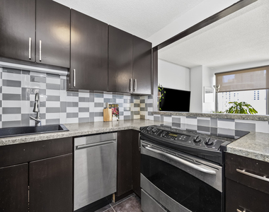 440 N Wabash Avenue - Photo Thumbnail 2