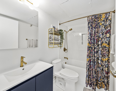 440 N Wabash Avenue - Photo Thumbnail 4