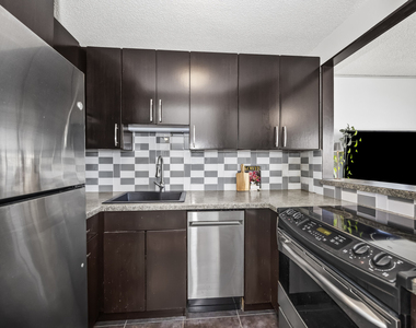 440 N Wabash Avenue - Photo Thumbnail 3