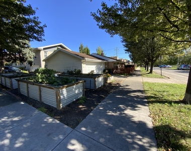 7440 W Everell Avenue - Photo Thumbnail 1