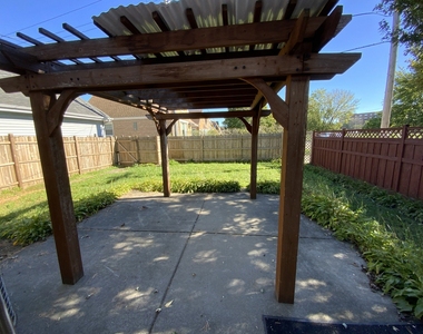 7440 W Everell Avenue - Photo Thumbnail 18