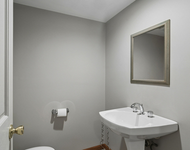 2059 Sheridan Road - Photo Thumbnail 19