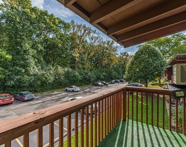 200 Willow Lane - Photo Thumbnail 21