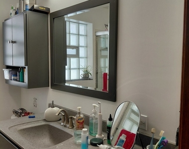 5829 W 63rd Place - Photo Thumbnail 3