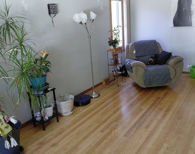 5829 W 63rd Place - Photo Thumbnail 1