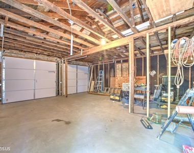 28069 N Lake Drive - Photo Thumbnail 28