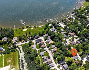 28069 N Lake Drive - Photo Thumbnail 34