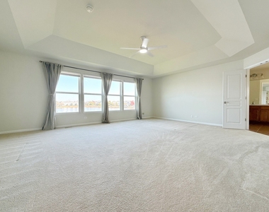 206 Chapin Way - Photo Thumbnail 13