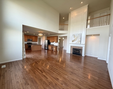 206 Chapin Way - Photo Thumbnail 6