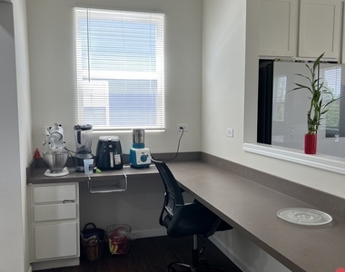 3607 Ambrosia Drive - Photo Thumbnail 8