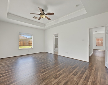 5318 Fossil Stone Lane - Photo Thumbnail 16