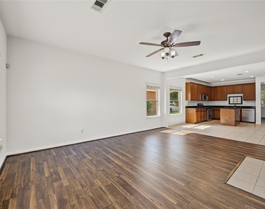5318 Fossil Stone Lane - Photo Thumbnail 6