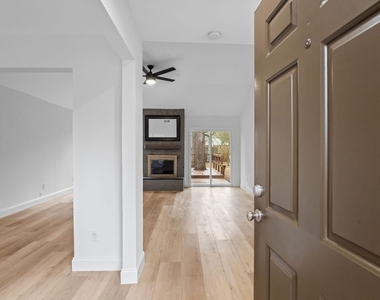 22 Braemar Forest Street - Photo Thumbnail 2