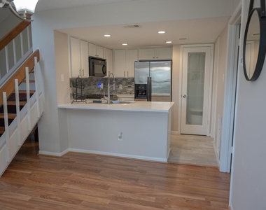 1482 Gemini Street - Photo Thumbnail 9