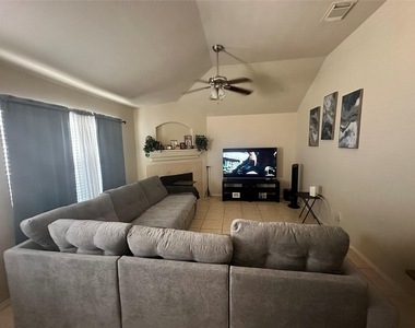 18234 Eton Ridge Court - Photo Thumbnail 7