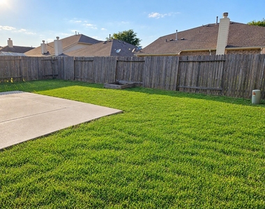 18234 Eton Ridge Court - Photo Thumbnail 11