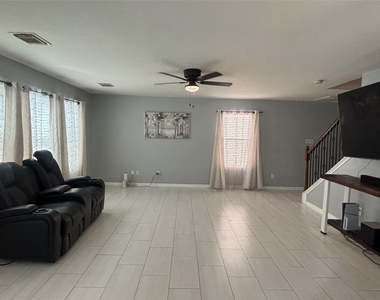 9406 Freemont Fair Court - Photo Thumbnail 2